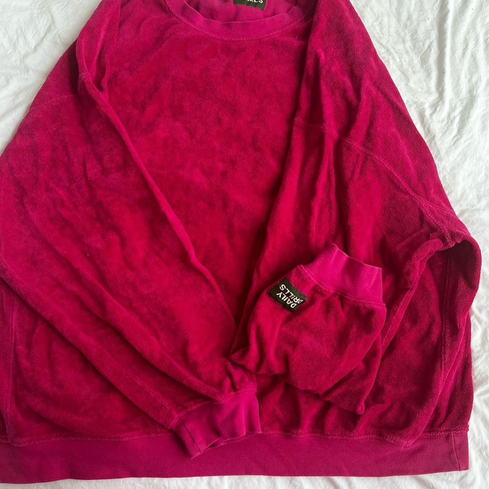 Daily drills reversible terry cloth crewneck